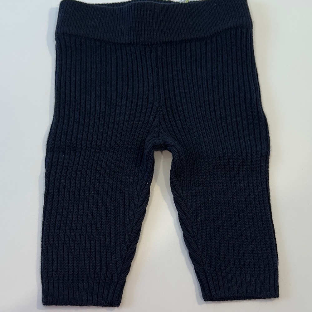 100% Wool Baby Cardigan & Pants Set - Picture 4 of 6